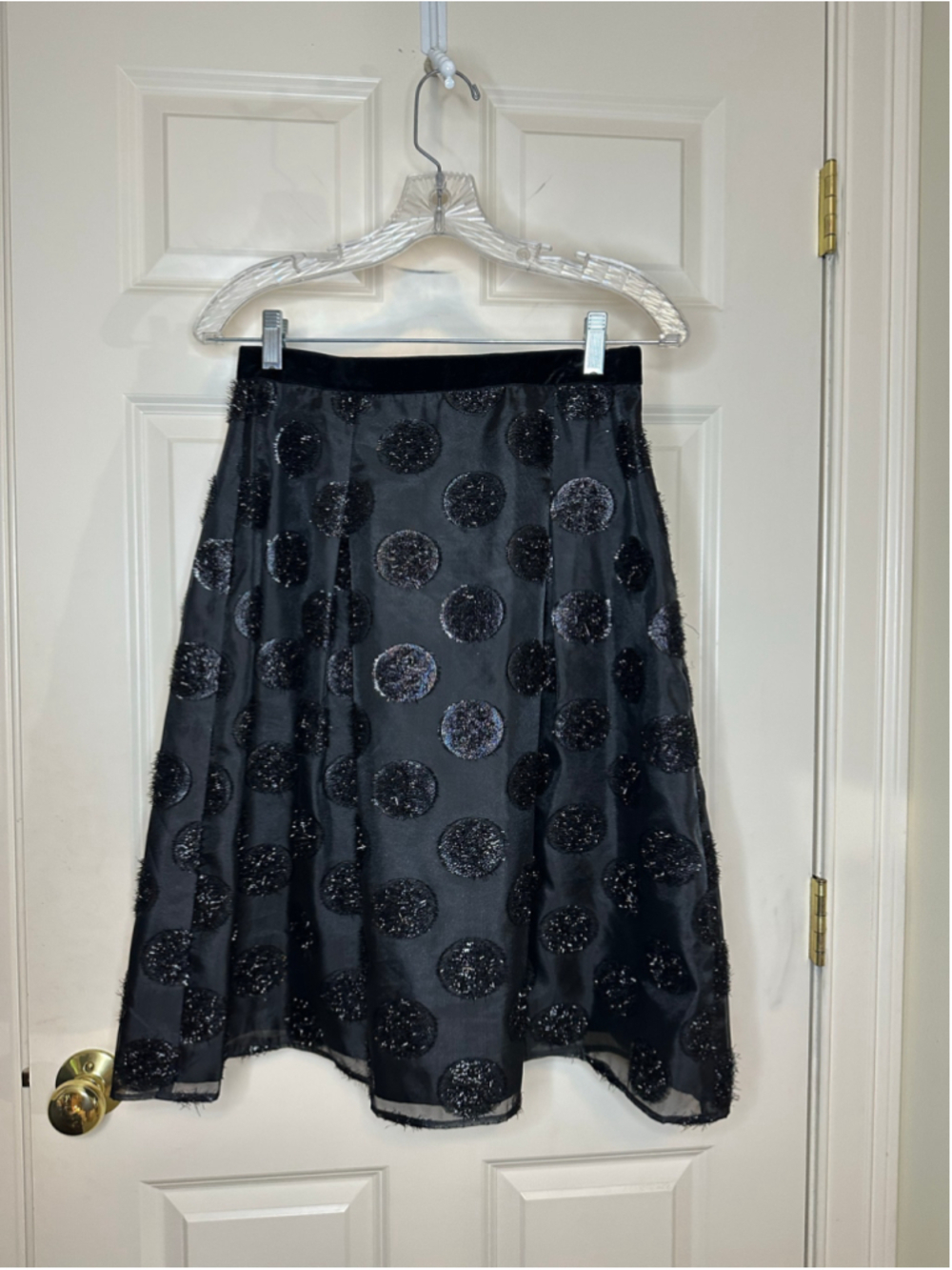 Talbots Summer RSVP Black Summer Skirt-- stain metallic polka size 6 
Size 6